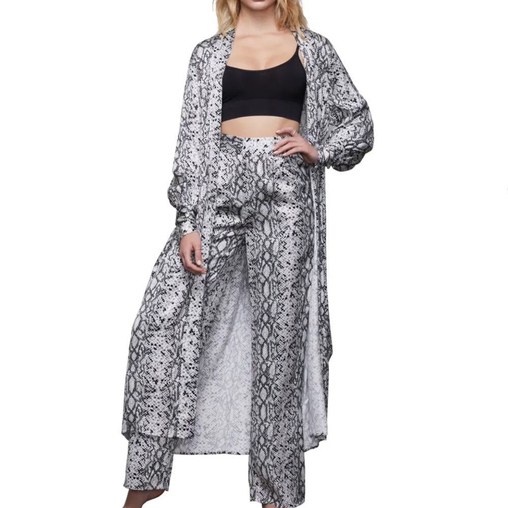 NEW Good American The Sheer Snake Skin Python Robe